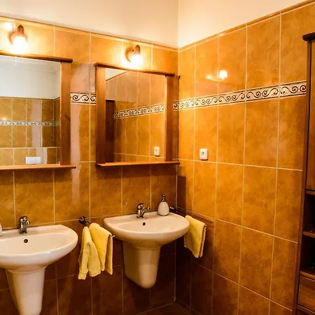 Jizdarna Zamek Skalice Apartment Ckyne Exterior photo