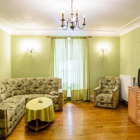 Jizdarna Zamek Skalice Apartment Ckyne Exterior photo